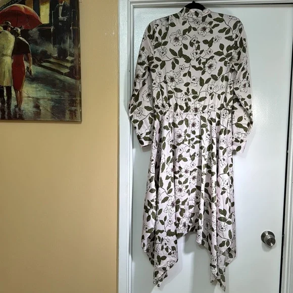 Lauren Ralph Lauren Floral Button-Up Blouse, 2 - Picture 11 of 14